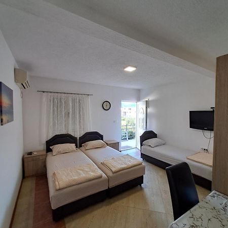Apartmani Cavor Budva Eksteriør billede